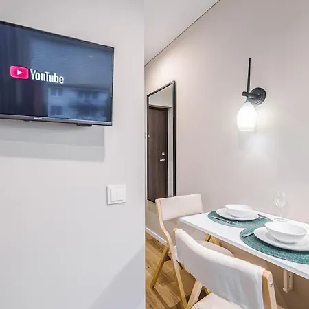 Stylish White Salad Near The Center * Вильнюс