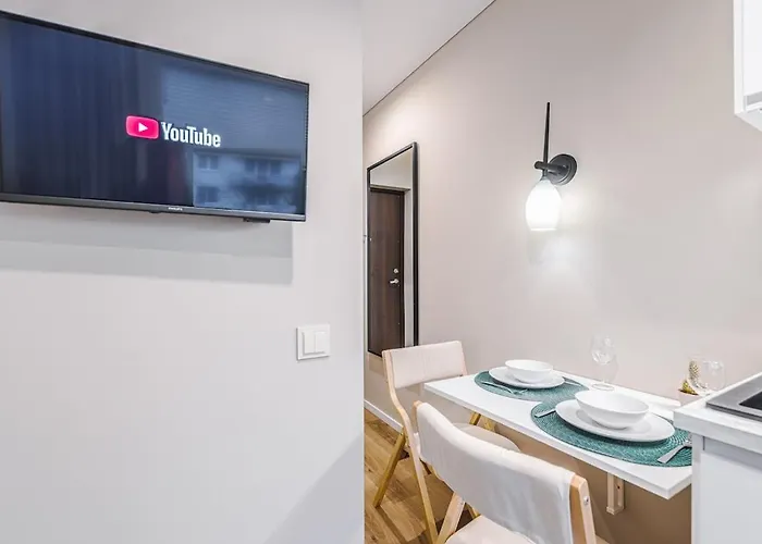 Stylish White Salad Near The Center * Вильнюс